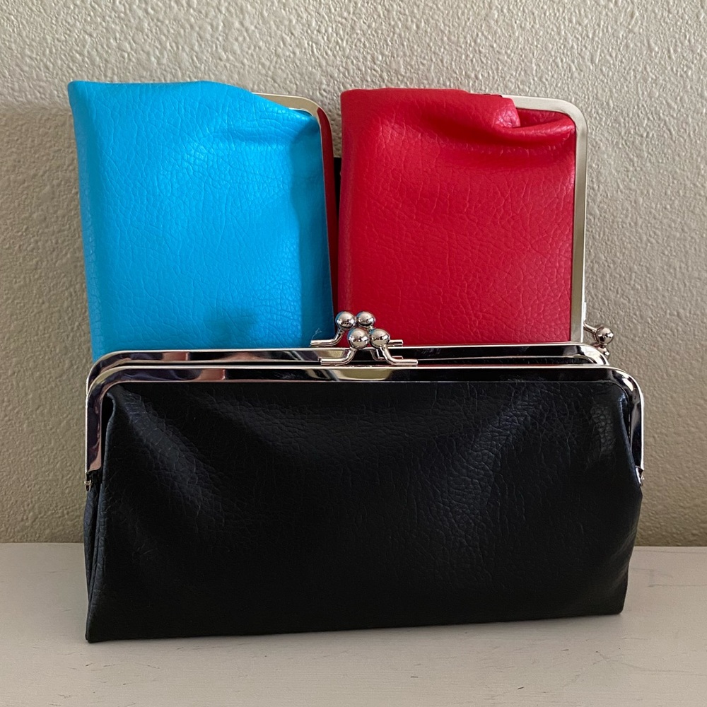 Hobo-Style Kisslock Wallet